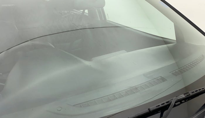 2015 Maruti Baleno DELTA PETROL 1.2, Petrol, Manual, 69,173 km, Front windshield - Minor spot on windshield