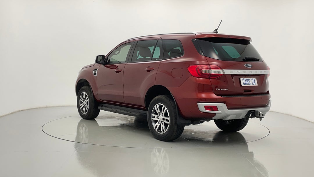 Left Back Diagonal (45- Degree) View