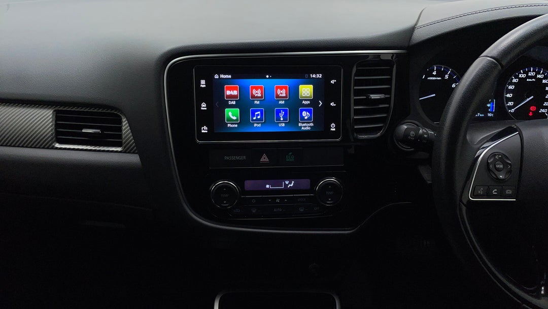 2018 Mitsubishi Outlander Es Adas 5 Seat (2wd), Automatic, 68727 km, Center Console