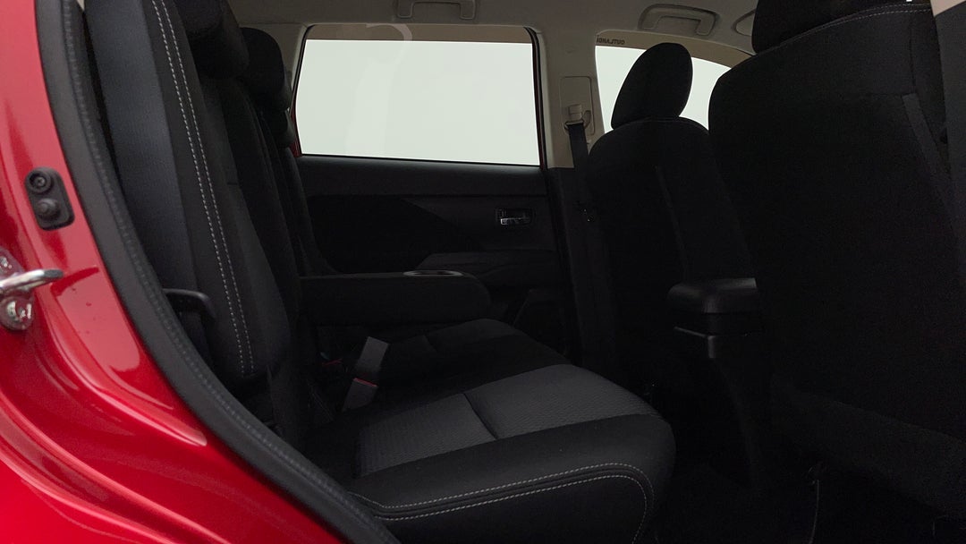 2018 Mitsubishi Outlander Es Adas 5 Seat (2wd), Automatic, 68727 km, Right Side Rear Door Cabin View