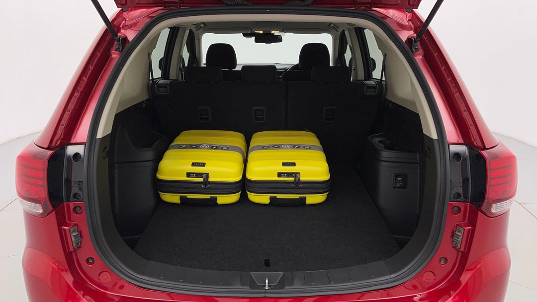 2018 Mitsubishi Outlander Es Adas 5 Seat (2wd), Automatic, 68727 km, Boot Inside View with Luggage