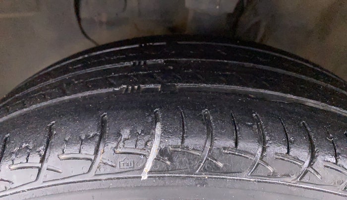 2018 Hyundai Elite i20 ASTA 1.2, Petrol, Manual, 81,284 km, Left Front Tyre Tread