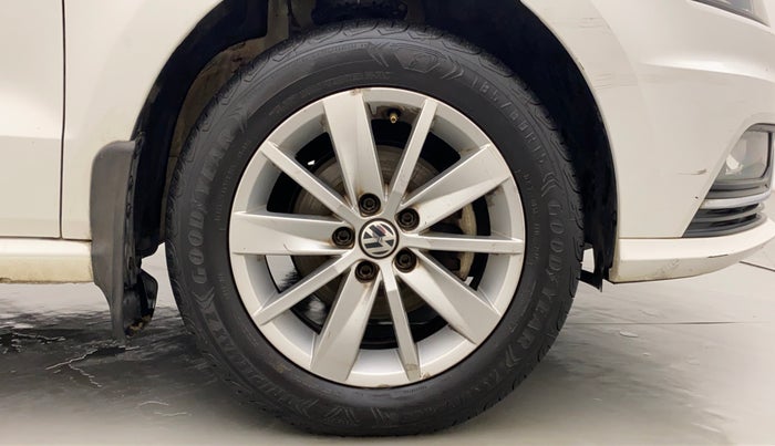 2017 Volkswagen Ameo COMFORTLINE 1.2, Petrol, Manual, 54,491 km, Right Front Wheel