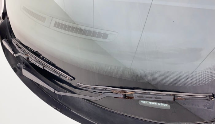 2017 Volkswagen Ameo COMFORTLINE 1.2, Petrol, Manual, 54,491 km, Front windshield - Wiper Blade Broken/Rusted