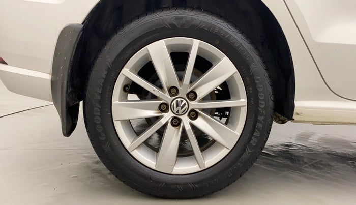 2017 Volkswagen Ameo COMFORTLINE 1.2, Petrol, Manual, 54,491 km, Right Rear Wheel