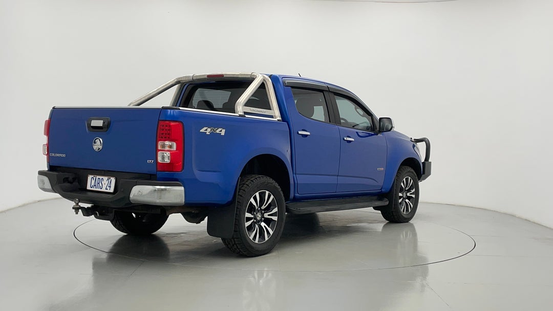 Right Back Diagonal (45- Degree) View