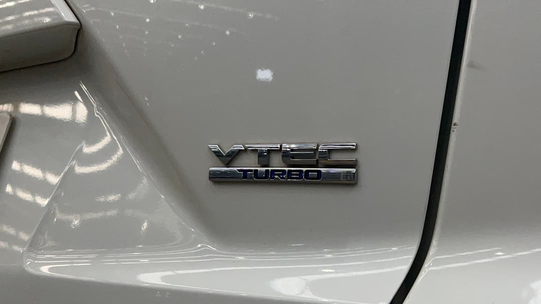 2017 Honda CR-V Vti (2WD), Automatic, 103544 km, Badge (Boot Right Side)