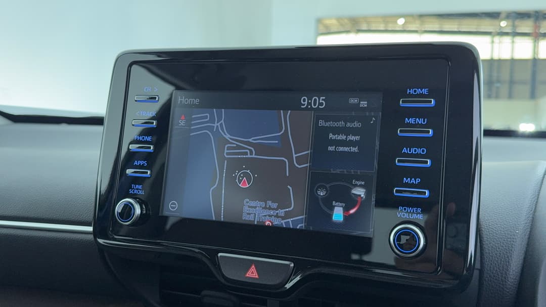2022 Toyota Yaris Cross Urban Hybrid, Automatic, 51757 km, Infotainment System
