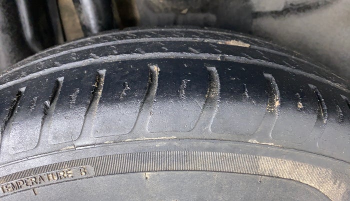 2018 Maruti Swift VXI, Petrol, Manual, 55,483 km, Right Rear Tyre Tread