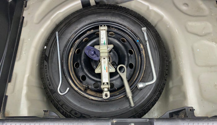 2018 Maruti Swift VXI, Petrol, Manual, 55,483 km, Spare Tyre