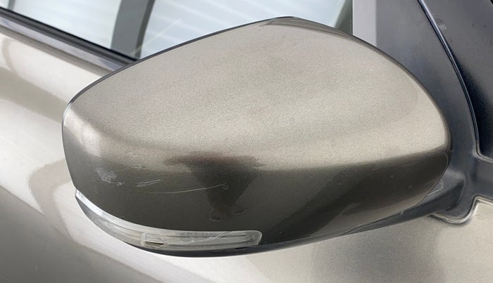 2018 Maruti Swift VXI, Petrol, Manual, 55,483 km, Right rear-view mirror - Indicator light has minor damage