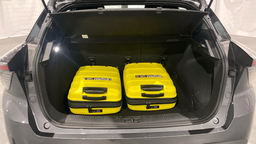 2023 MG Mg4 Excite 51, Automatic, 52386 km, Boot Inside View with Luggage