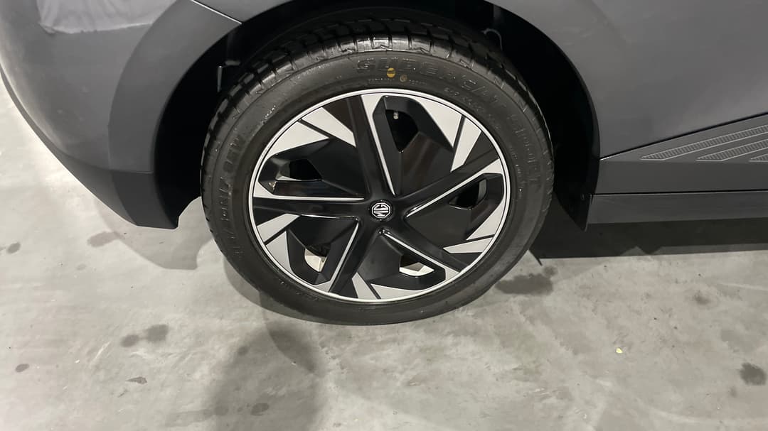 2023 MG Mg4 Excite 51, Automatic, 52386 km, Right Rear Wheel