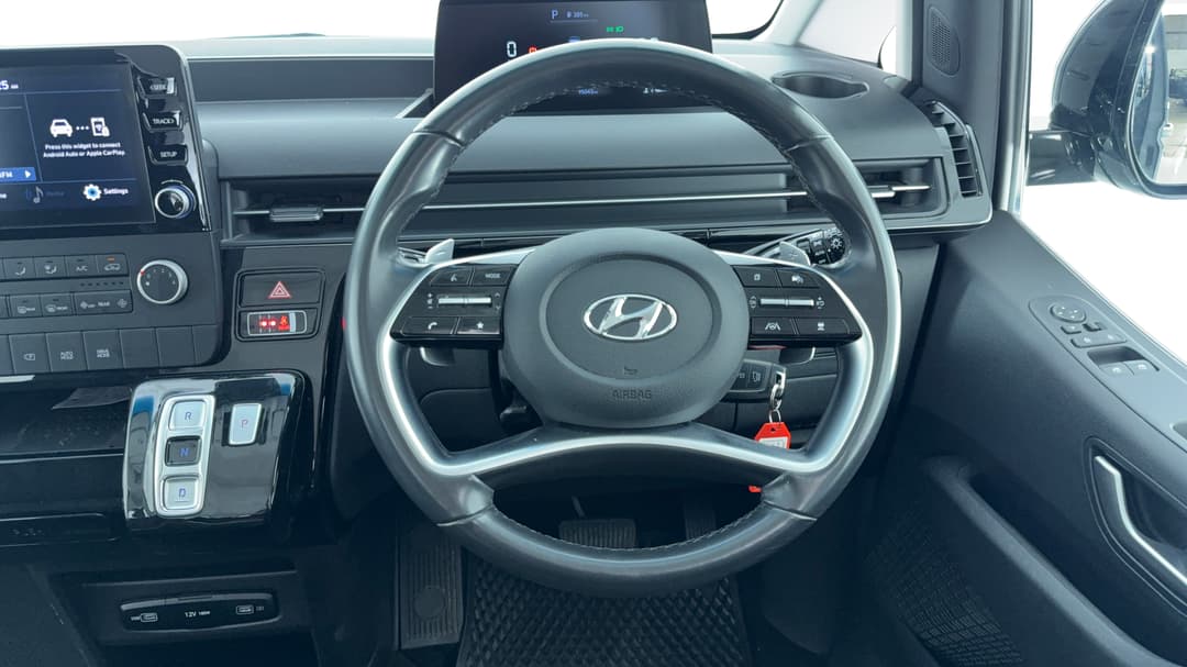 2022 Hyundai Staria Staria, Automatic, 95043 km, Steering Wheel Close-up