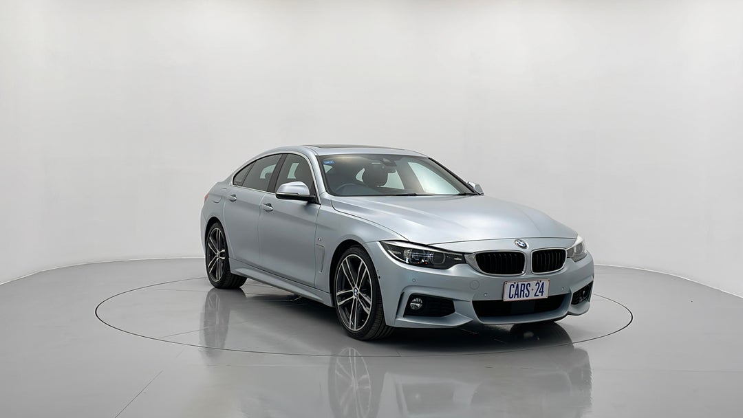 Right Front Diagonal (45- Degree) View