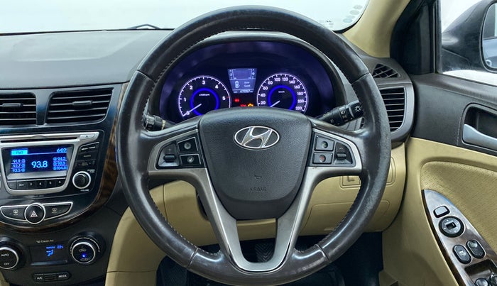 2015 Hyundai Verna FLUIDIC 1.6 SX CRDI, Diesel, Manual, 47,327 km, Steering Wheel