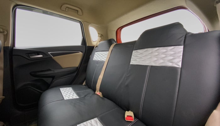 2015 Honda Jazz 1.2 V MT, Petrol, Manual, 49,463 km, Right Side Rear Door Cabin