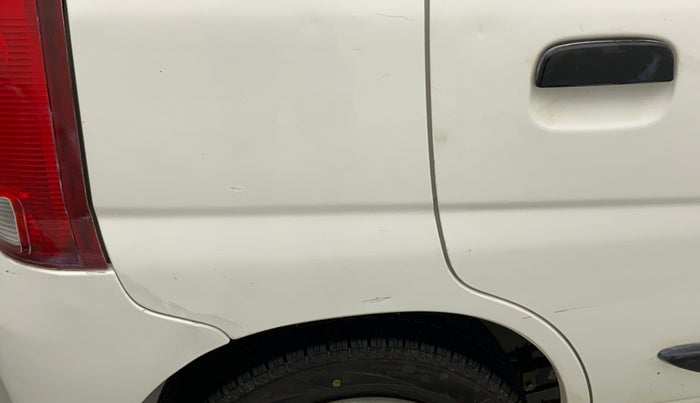 2010 Maruti Alto K10 VXI, Petrol, Manual, 60,477 km, Right quarter panel - Minor scratches