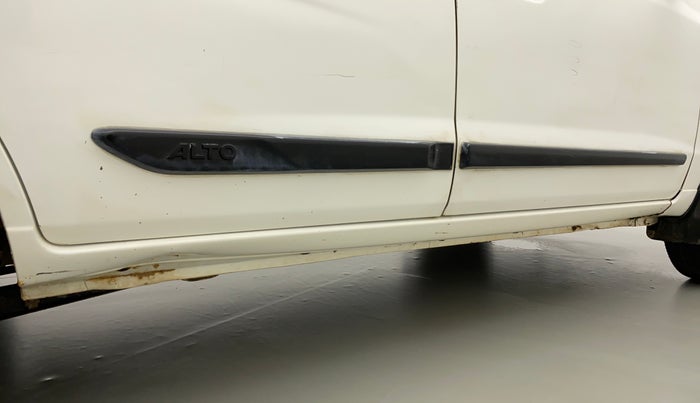 2010 Maruti Alto K10 VXI, Petrol, Manual, 60,477 km, Right running board - Minor scratches