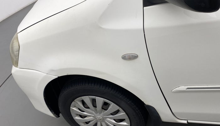 2011 Toyota Etios G, Petrol, Manual, 77,775 km, Left fender - Slightly dented