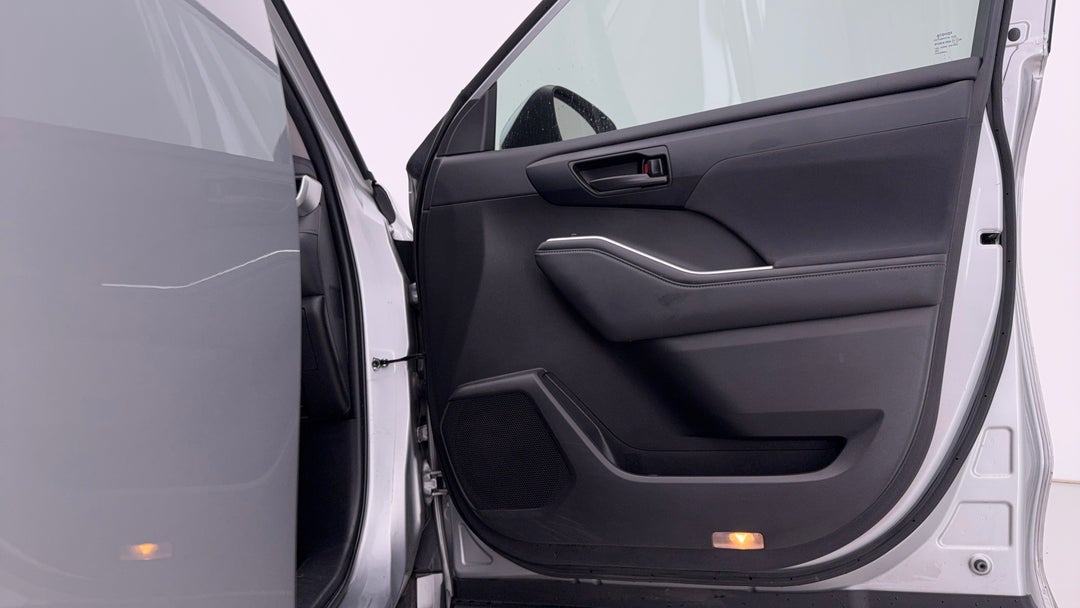 2022 Toyota Kluger Gx Hybrid AWD, Automatic, 96751 km, Speaker View