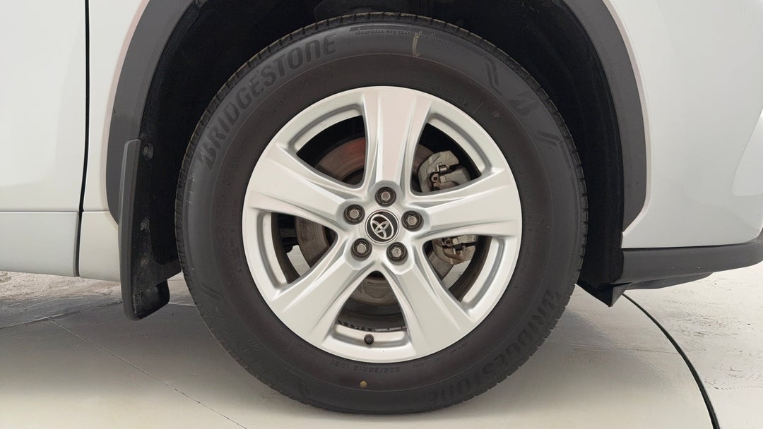 2022 Toyota Kluger Gx Hybrid AWD, Automatic, 96751 km, Right Front Wheel