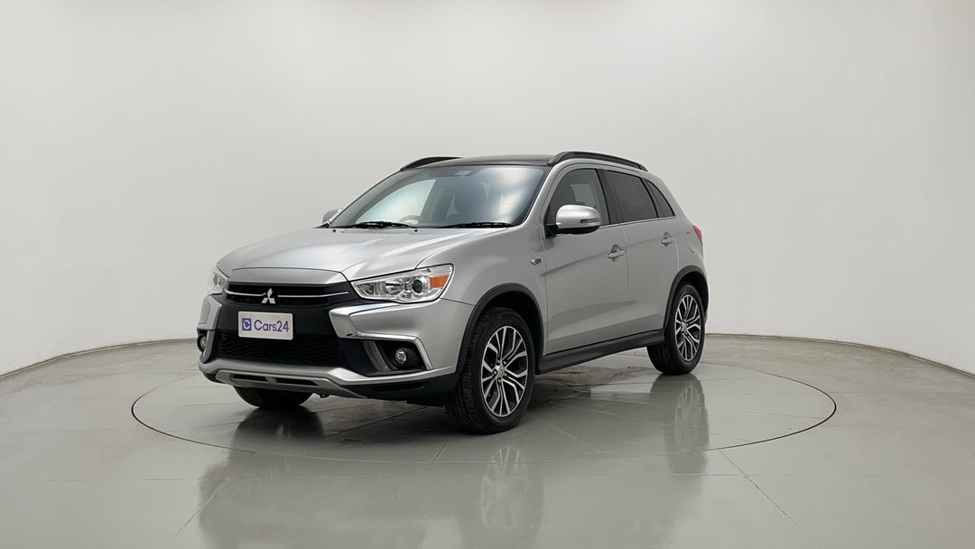 Left Front Diagonal (45- Degree) View