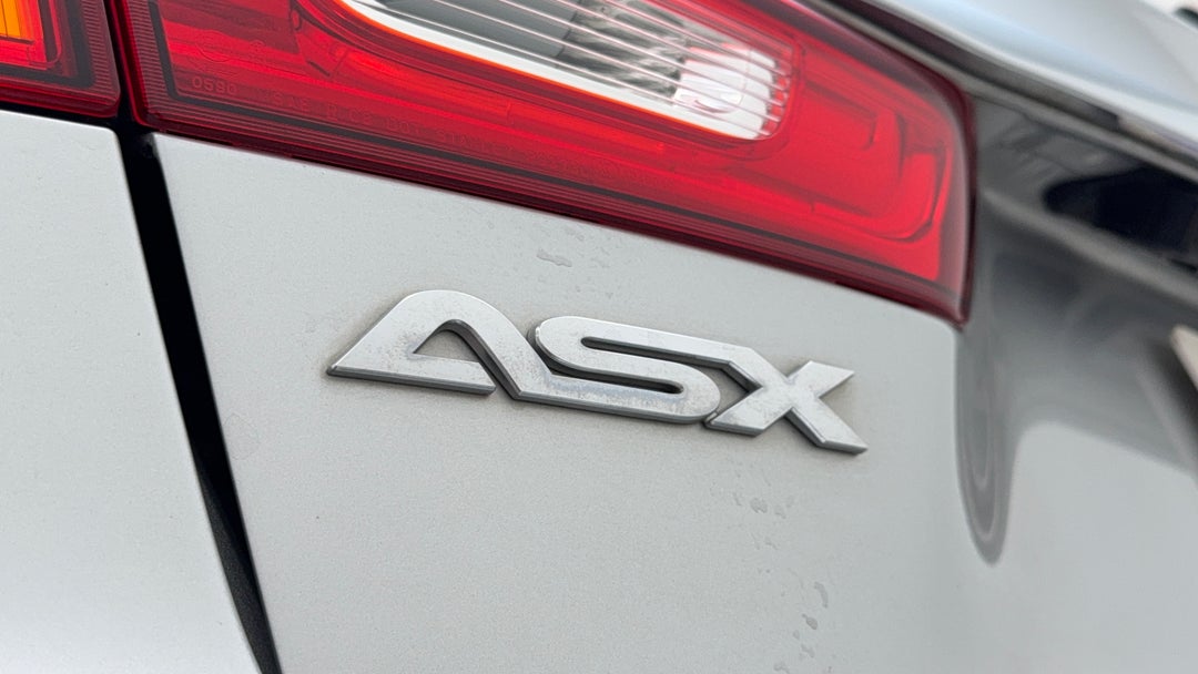 Badge (Boot Left Side)