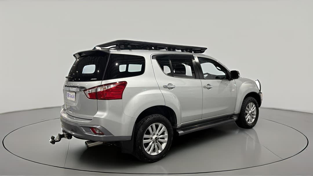 2017 Isuzu MU-X Ls-t (4x4), Automatic, 122929 km, Right Back Diagonal (45- Degree) View