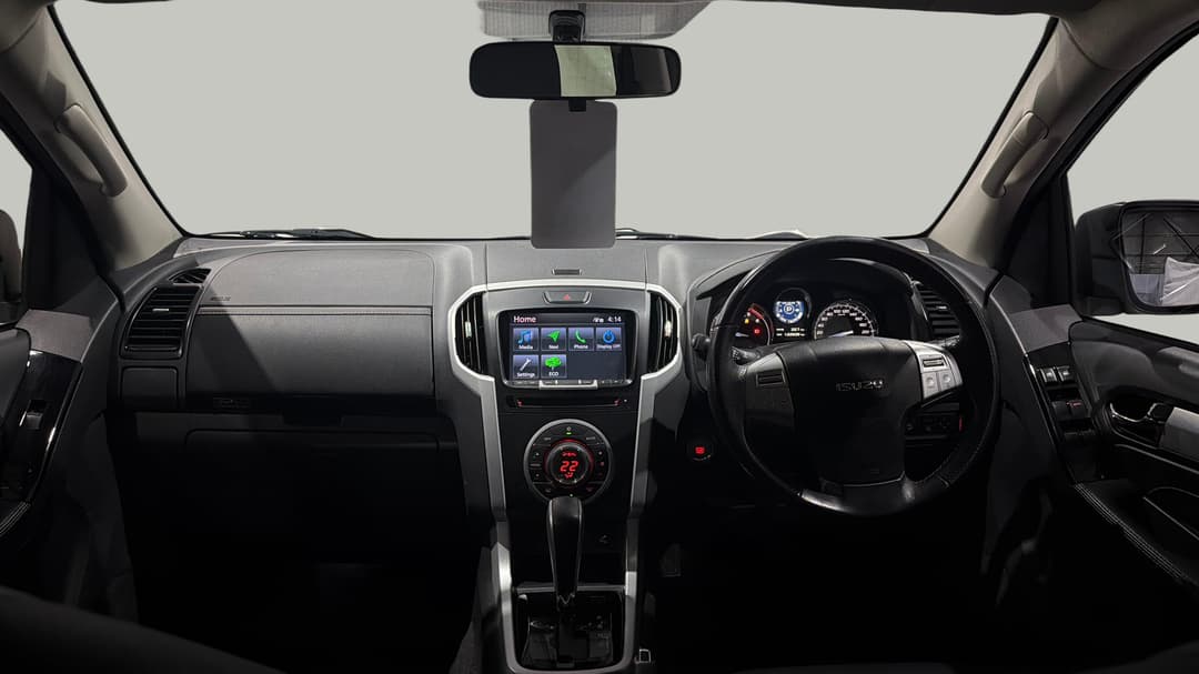 2017 Isuzu MU-X Ls-t (4x4), Automatic, 122929 km, Dashboard View