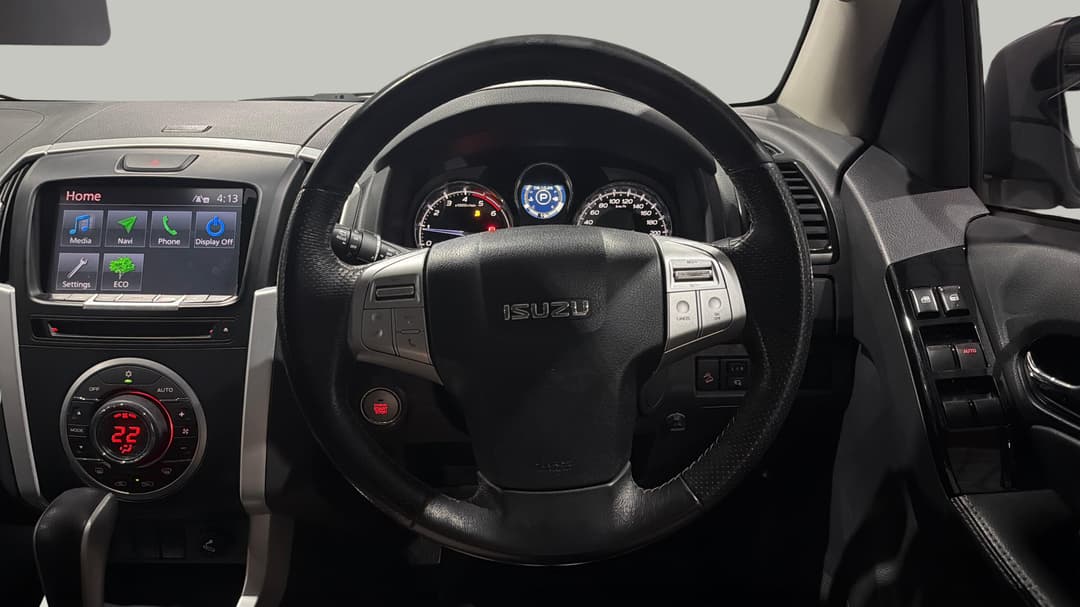 2017 Isuzu MU-X Ls-t (4x4), Automatic, 122929 km, Steering Wheel Close-up