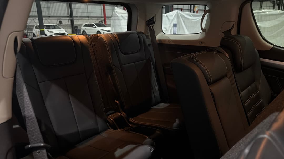 2017 Isuzu MU-X Ls-t (4x4), Automatic, 122929 km, Third Row Seats