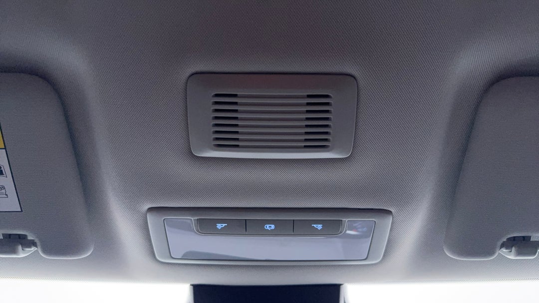 On-Roof Controls/Sunglass holder