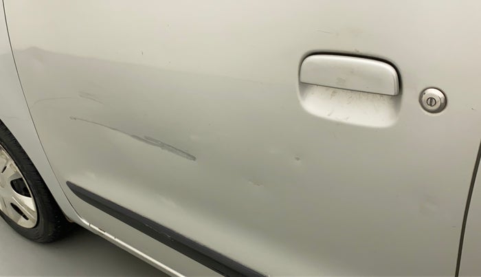 2015 Maruti Wagon R 1.0 VXI, Petrol, Manual, 48,555 km, Front passenger door - Slightly dented
