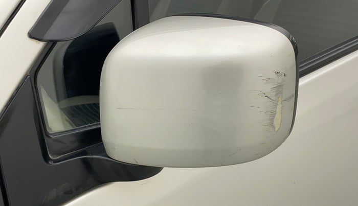 2015 Maruti Wagon R 1.0 VXI, Petrol, Manual, 48,555 km, Left rear-view mirror - Minor scratches