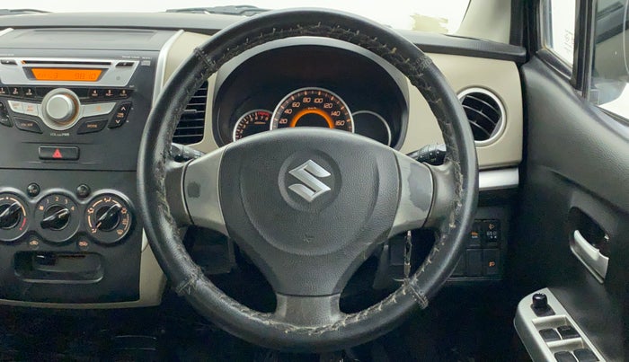 2015 Maruti Wagon R 1.0 VXI, Petrol, Manual, 48,555 km, Steering Wheel Close Up