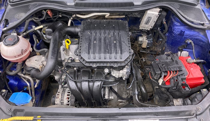 2019 Volkswagen Polo HIGHLINE 1.0 PETROL, Petrol, Manual, 63,299 km, Open Bonet