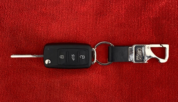 2019 Volkswagen Polo HIGHLINE 1.0 PETROL, Petrol, Manual, 63,299 km, Key Close Up