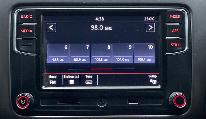 2019 Volkswagen Polo HIGHLINE 1.0 PETROL, Petrol, Manual, 63,299 km, Infotainment System