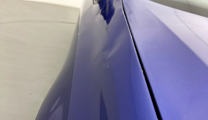 2019 Volkswagen Polo HIGHLINE 1.0 PETROL, Petrol, Manual, 63,299 km, Right fender - Slightly dented