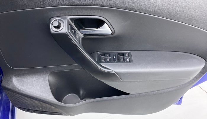 2019 Volkswagen Polo HIGHLINE 1.0 PETROL, Petrol, Manual, 63,299 km, Driver Side Door Panels Control