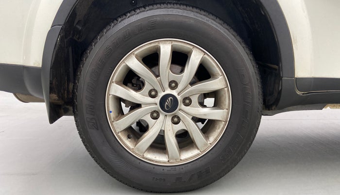 2019 Mahindra XUV500 W9, Diesel, Manual, 7,733 km, Right Rear Wheel