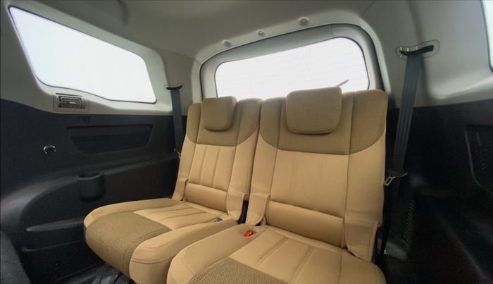 2019 Mahindra XUV500 W9, Diesel, Manual, 7,733 km, Third Seat Row ( optional )