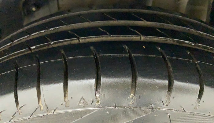2018 Tata TIGOR XTA PETROL, CNG, Automatic, 83,506 km, Left Rear Tyre Tread