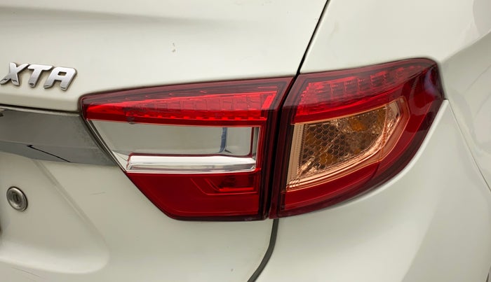 2018 Tata TIGOR XTA PETROL, CNG, Automatic, 83,506 km, Right tail light - Minor scratches