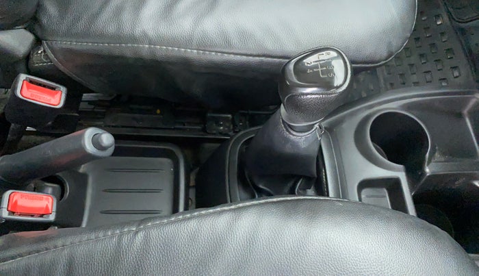 2019 Datsun Redi Go A, Petrol, Manual, 27,411 km, Gear Lever