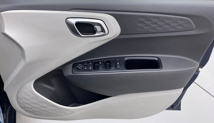 2021 Hyundai GRAND I10 NIOS SPORTZ 1.2 KAPPA VTVT, Petrol, Manual, 23,756 km, Driver Side Door Panels Control