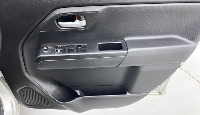 2020 Maruti New Wagon-R VXI 1.0, Petrol, Manual, 22,063 km, Driver Side Door Panels Control