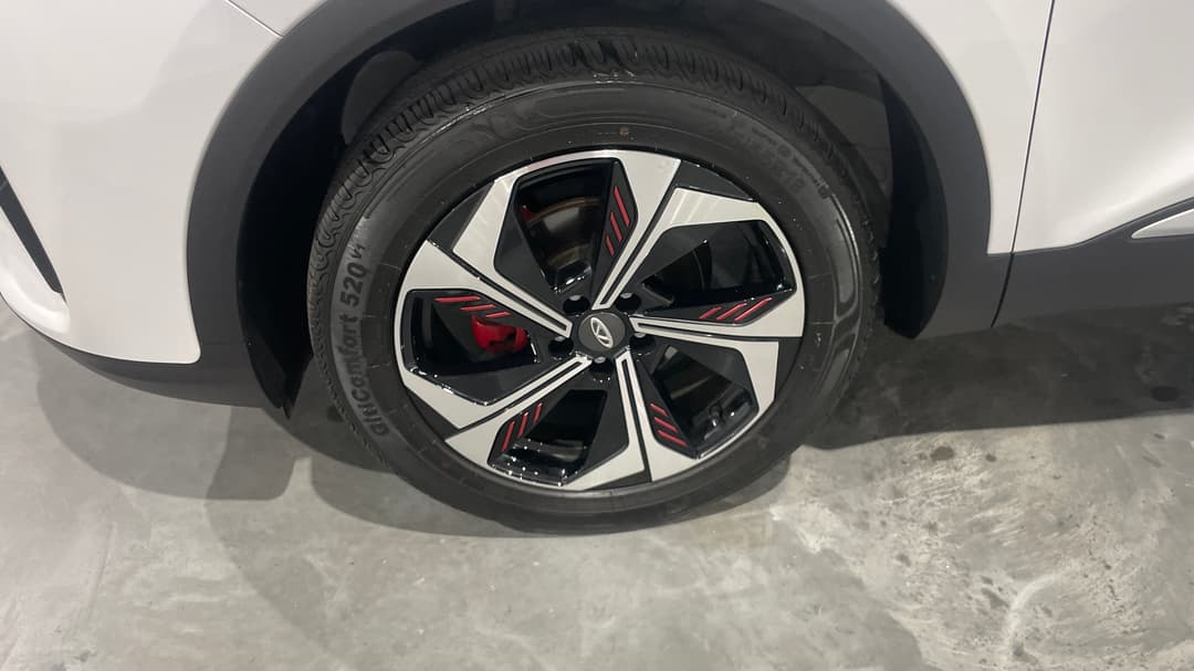 2025 Chery Tiggo 4 Pro Ultimate, Automatic, 11752 km, Left Front Wheel