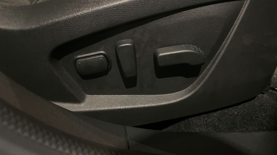 2022 Renault Arkana Intens, Automatic, 49154 km, Drivers Side Adjustment Panel